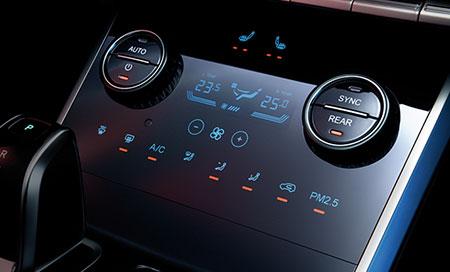 8-inch LCD A/C touch screen