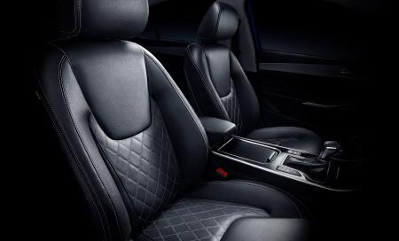 ARRIZO 6 Interior