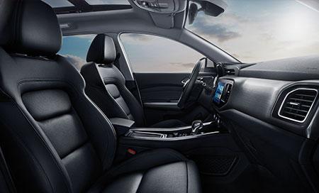 TIGGO 8 Interior